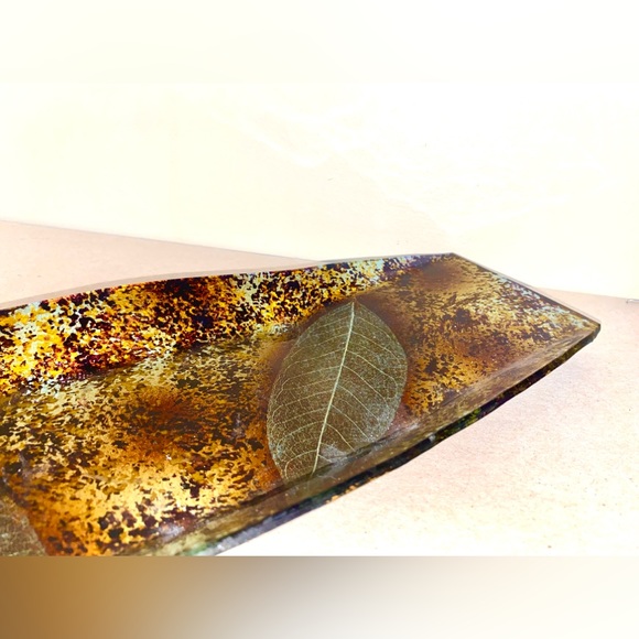 Real Leaf Inlays Artisan Pottery Platter - Picture 4 of 4